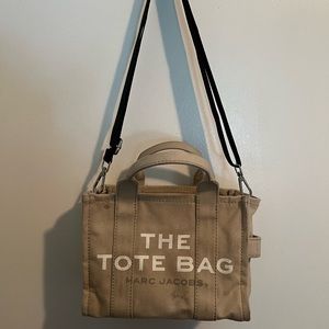 Marc Jacobs The tote bag